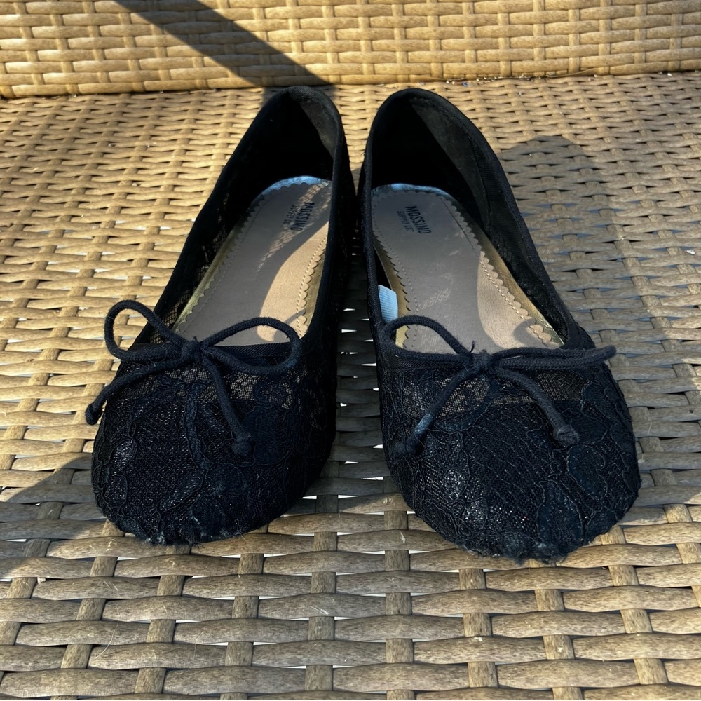 Mossimo Supply Co. Women's Black Lace Flats - Picture 2 of 9